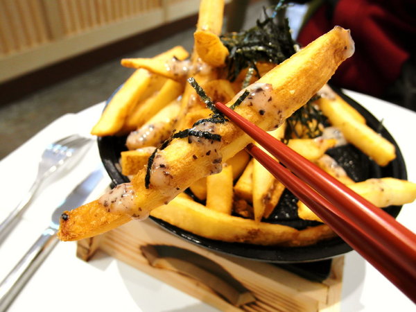 Naked 6:台中咖啡館 ❤ Naked 6