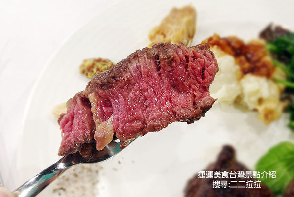 純焠炙烤牛排(中美村店)：桃園 ▉純粹炙烤牛排。完整菜單。朝聖！3C通路燦坤集團開起牛排館啦~/桃園美食、中壢美食