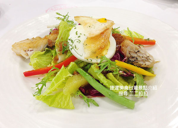 純焠炙烤牛排(中美村店)：桃園 ▉純粹炙烤牛排。完整菜單。朝聖！3C通路燦坤集團開起牛排館啦~/桃園美食、中壢美食