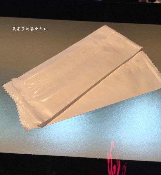 GLAMAIR：[台北信義區]Glam Air|韓國棉花糖冰淇淋-雨天限定烏雲棉花糖|咖啡迷不容錯過的提拉米蘇霜淇淋|新光三越A11