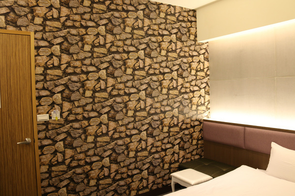 月牙兒民宿：屏東縣●東港-月牙兒旅宿~讓人賓至如歸的溫馨民宿~還有可愛小小店長呦！❤❤❤