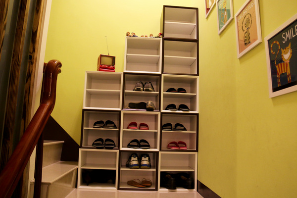 月牙兒民宿：屏東縣●東港-月牙兒旅宿~讓人賓至如歸的溫馨民宿~還有可愛小小店長呦！❤❤❤