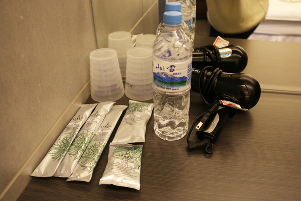 月牙兒民宿：屏東縣●東港-月牙兒旅宿~讓人賓至如歸的溫馨民宿~還有可愛小小店長呦！❤❤❤