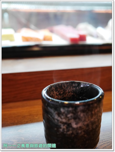 鮨匠手作壽司：台中美食 鮨匠手作壽司～驚喜連連的創意日式料理 平價享受