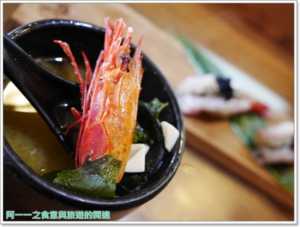 鮨匠手作壽司：台中美食 鮨匠手作壽司～驚喜連連的創意日式料理 平價享受