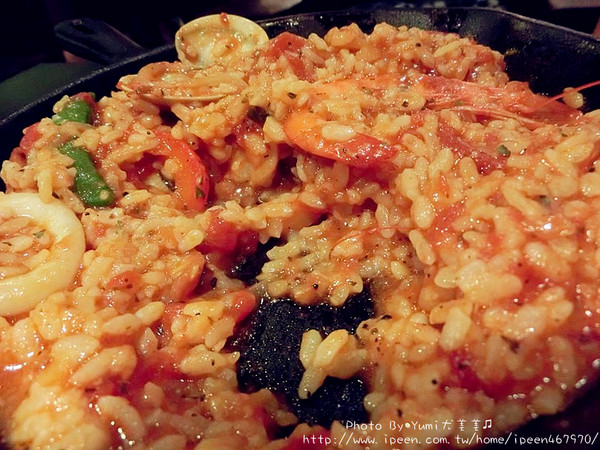 艾德華貝拉美式廚房:【邀稿】台中北區五常街餐廳!推薦→手工桿皮美味披薩讓我念念不忘@艾德華貝拉美式廚房E& B Kitchen