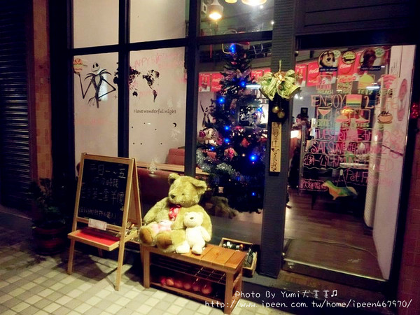 艾德華貝拉美式廚房:【邀稿】台中北區五常街餐廳!推薦→手工桿皮美味披薩讓我念念不忘@艾德華貝拉美式廚房E& B Kitchen