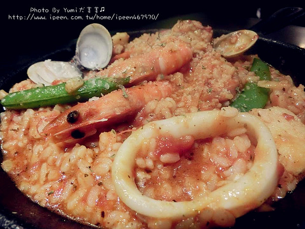 艾德華貝拉美式廚房:【邀稿】台中北區五常街餐廳!推薦→手工桿皮美味披薩讓我念念不忘@艾德華貝拉美式廚房E& B Kitchen