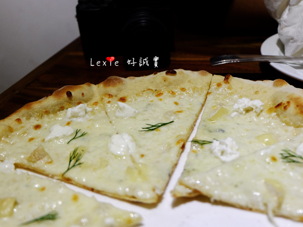 迪化街鹹花生孔雀15