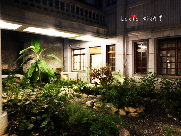 迪化街鹹花生孔雀21