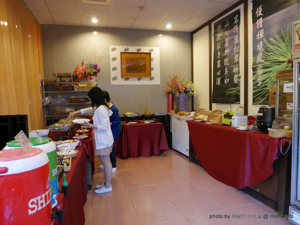 禪與松休閒養生會館：【景點】南投禪與松休閒養身會館@水里 : 最後的秘境？! 私人招待所變身檜木屋度假山莊
