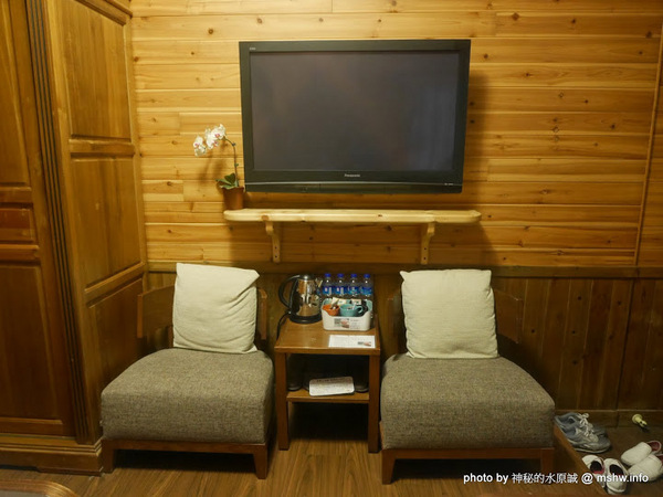 禪與松休閒養生會館：【景點】南投禪與松休閒養身會館@水里 : 最後的秘境？! 私人招待所變身檜木屋度假山莊