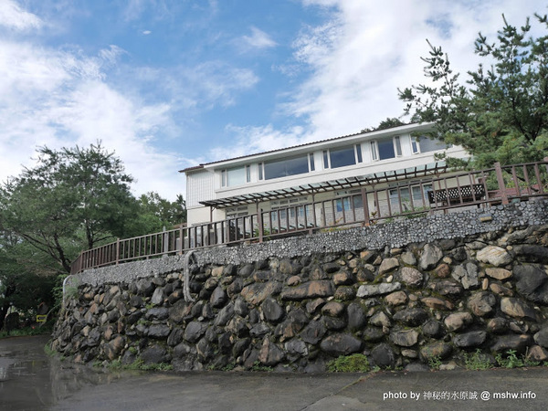 禪與松休閒養生會館：【景點】南投禪與松休閒養身會館@水里 : 最後的秘境？! 私人招待所變身檜木屋度假山莊