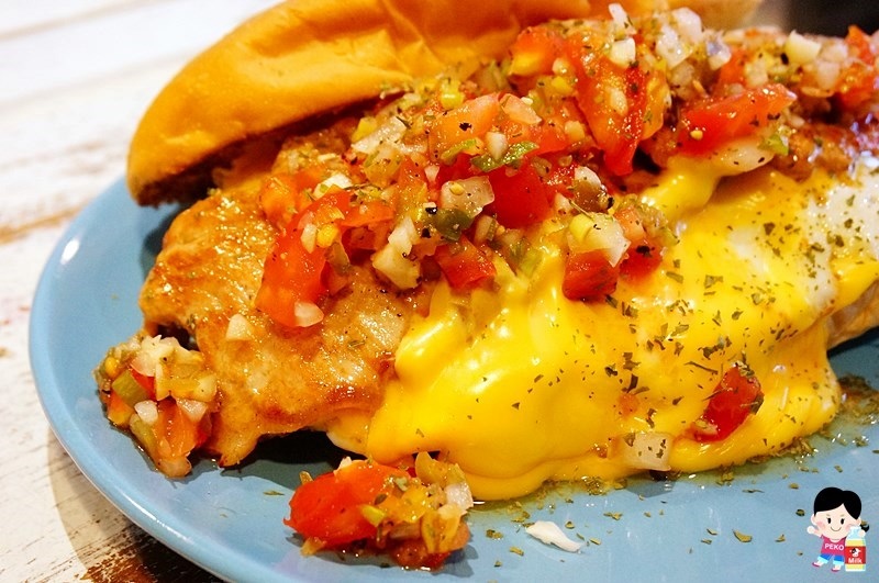 就是要吃早餐.板橋早午餐.不限時板橋早午餐.板橋肉蛋起司.碳烤胖包.熱炒碳烤三明治.板橋美食.