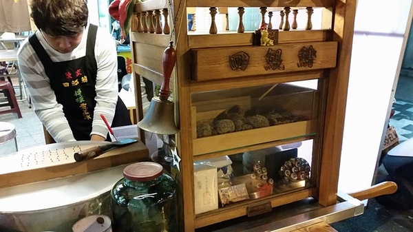 清水堂愛玉專賣店:台南中西區 清水堂愛玉冰 特色金牌料理愛玉冰 紅豆湯冰芋頭又迷又香又好吃