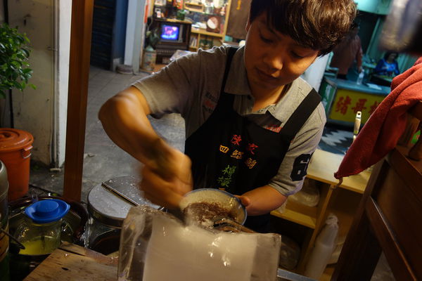 清水堂愛玉專賣店:台南中西區 清水堂愛玉冰 特色金牌料理愛玉冰 紅豆湯冰芋頭又迷又香又好吃