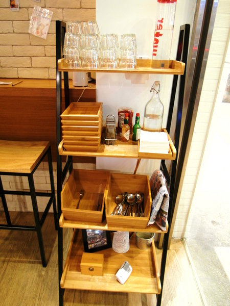 茪點咖啡(原維特比利時鬆餅專賣店)(一中錦新店)：台中邀約 ❤ 茪點咖啡