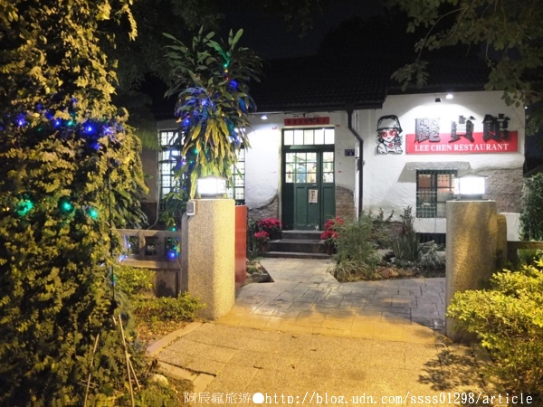 麗貞館軍事主題餐廳：【美食特搜。屏東市】麗貞館軍事主題餐廳。軍事主題結合眷村文化 不衝突的美味交流