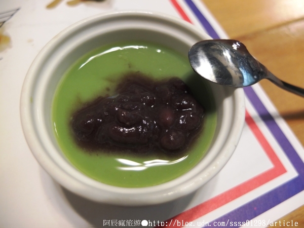 麗貞館軍事主題餐廳：【美食特搜。屏東市】麗貞館軍事主題餐廳。軍事主題結合眷村文化 不衝突的美味交流