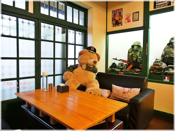 麗貞館軍事主題餐廳