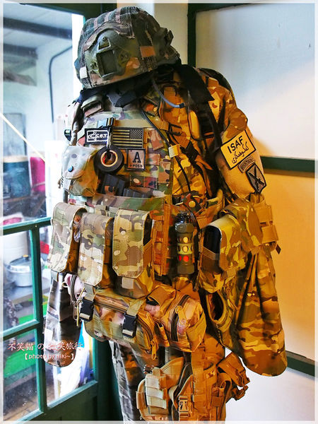 麗貞館軍事主題餐廳