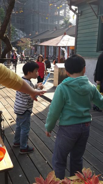 鄰居家 NEXT DOOR 松菸店：遊。北市信義區。親子人妻團 1月小聚會 松煙文創 & Next Door 鄰居家 美義式料理