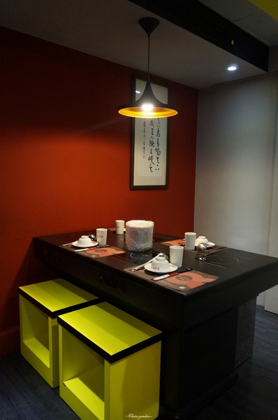 紅九九個人式麻辣鍋(原禎記館)：[試吃]台北捷運國父紀念館站紅九九個人式麻辣鍋~吃火鍋享受英式下午氛圍吧