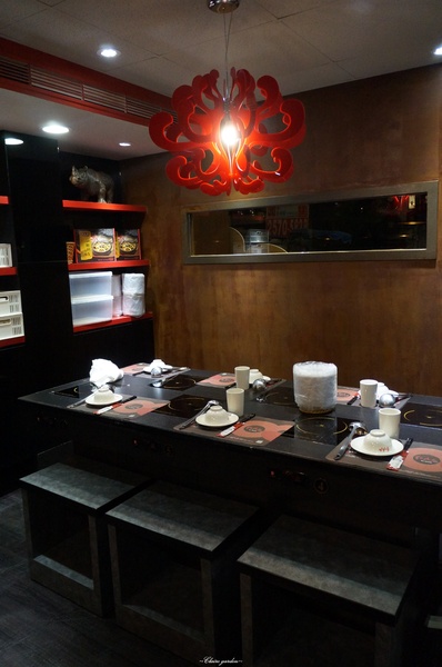 紅九九個人式麻辣鍋(原禎記館)：[試吃]台北捷運國父紀念館站紅九九個人式麻辣鍋~吃火鍋享受英式下午氛圍吧