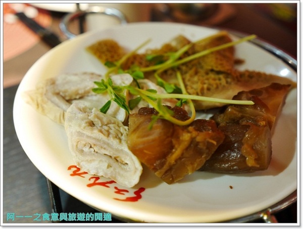 紅九九個人式麻辣鍋(原禎記館):台北東區美食 紅九九個人麻辣鍋 天麻竹笙雞~一人也能享受美味養生火鍋