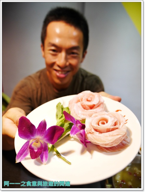 紅九九個人式麻辣鍋(原禎記館):台北東區美食 紅九九個人麻辣鍋 天麻竹笙雞~一人也能享受美味養生火鍋