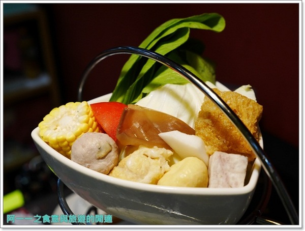 紅九九個人式麻辣鍋(原禎記館):台北東區美食 紅九九個人麻辣鍋 天麻竹笙雞~一人也能享受美味養生火鍋