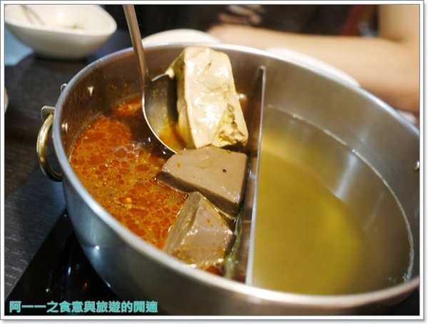 紅九九個人式麻辣鍋(原禎記館):台北東區美食 紅九九個人麻辣鍋 天麻竹笙雞~一人也能享受美味養生火鍋