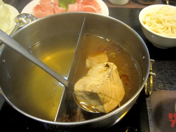 紅九九個人式麻辣鍋(原禎記館)：＊口碑券＊紅九九個人式麻辣鍋 : 精緻食材與湯底,滷水拼盤讚