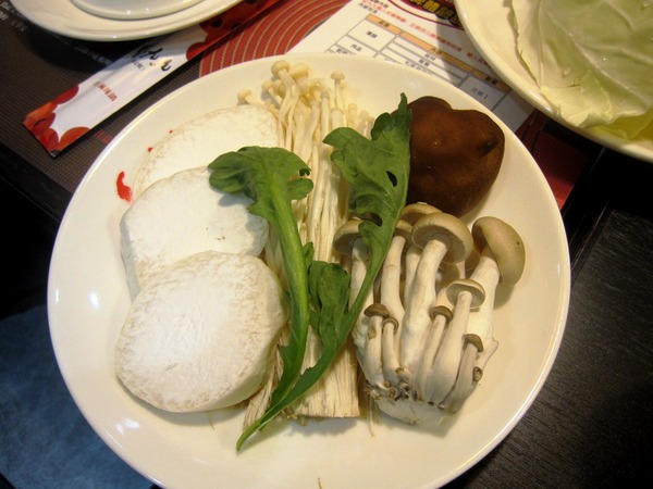 紅九九個人式麻辣鍋(原禎記館)：＊口碑券＊紅九九個人式麻辣鍋 : 精緻食材與湯底,滷水拼盤讚