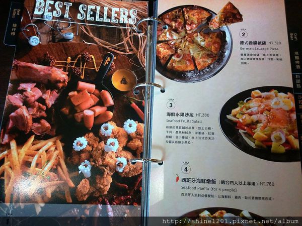 【新莊金色三麥】新莊晶冠廣場提供新莊五股聚餐新選擇 (手機拍攝)