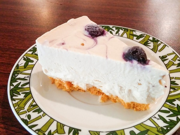 家邊咖啡：桃園市龜山區 [家邊咖啡] 在半山腰喝濃醇咖啡配手工甜點