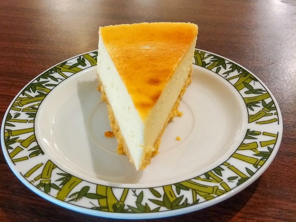 家邊咖啡：桃園市龜山區 [家邊咖啡] 在半山腰喝濃醇咖啡配手工甜點