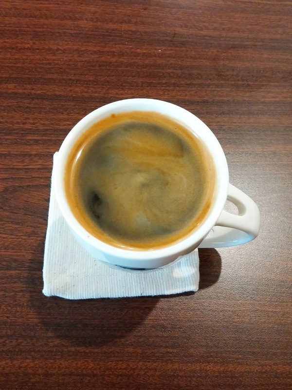 家邊咖啡：桃園市龜山區 [家邊咖啡] 在半山腰喝濃醇咖啡配手工甜點