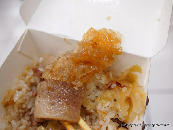 正老店阿美高麗菜飯:【食記】彰化正老店阿美高麗菜飯.筒仔米糕@北斗 : 肉燥飯+高麗菜+豬皮,在地人都愛這個嗎?我怕怕啦><