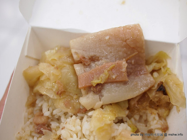 正老店阿美高麗菜飯:【食記】彰化正老店阿美高麗菜飯.筒仔米糕@北斗 : 肉燥飯+高麗菜+豬皮,在地人都愛這個嗎?我怕怕啦><