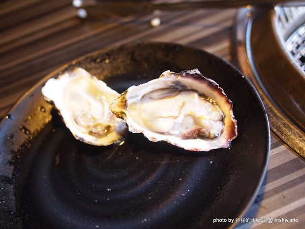 日月燒烤：【食記】台中日月燒烤@西區草悟道捷運BRT科博館 : 燒烤吃到飽~最美味的是炸物!!美玉白醬酥雞最高~~