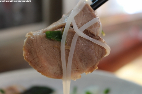 姐妹花越南創意料理：姐妹花越南創意料理✪道地風味料理‧湯頭清爽好喝~104.02.04