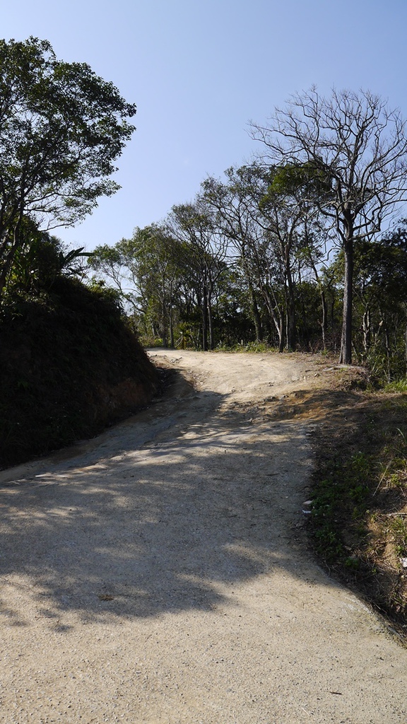 石碇鱷魚島：【新北◍•ᴗ•◍石碇】石碇鱷魚潭、潭腰景色攻略✯私房景點・絕美秘境石碇鱷魚島｜前往秘境路線走法大公開