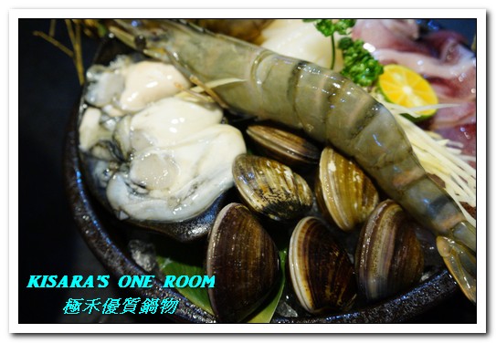 極禾優質鍋物：行天宮火鍋．麻辣加昆布鍋vs海鮮加牛奶鍋的究極選擇──極禾 優質鍋物