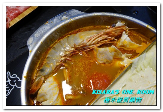 極禾優質鍋物：行天宮火鍋．麻辣加昆布鍋vs海鮮加牛奶鍋的究極選擇──極禾 優質鍋物