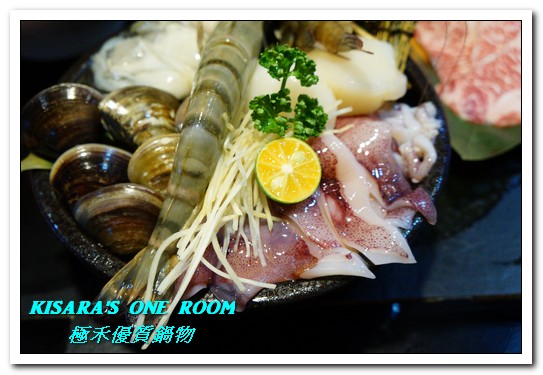 極禾優質鍋物：行天宮火鍋．麻辣加昆布鍋vs海鮮加牛奶鍋的究極選擇──極禾 優質鍋物