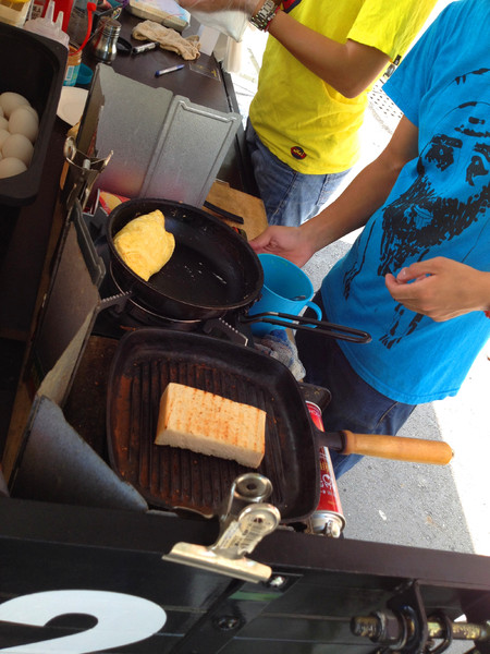 backseat：[台南]自己的餐車，自己追 Backseat