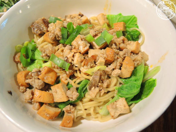 六堆伙房(中山店):呷飽祙【台北中山・六堆伙房客家麵食館】非凡大探索推薦