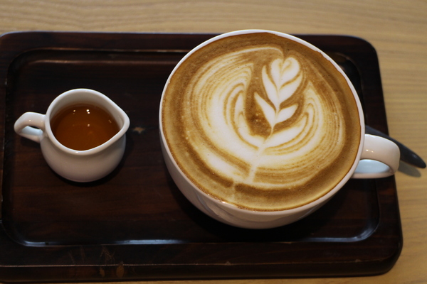 微咖啡V Cafe:【新竹】V Cafe微咖啡‧微幸福/下午茶/早午餐/咖啡/輕食/近遠東巨城