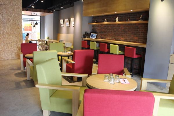 微咖啡V Cafe:【新竹】V Cafe微咖啡‧微幸福/下午茶/早午餐/咖啡/輕食/近遠東巨城